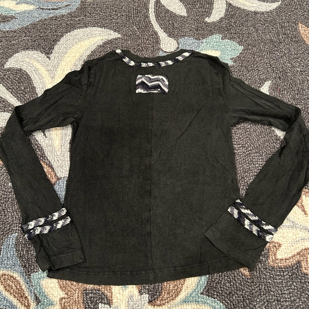 BRAND NEW POL TOP - Picture 4 of 4